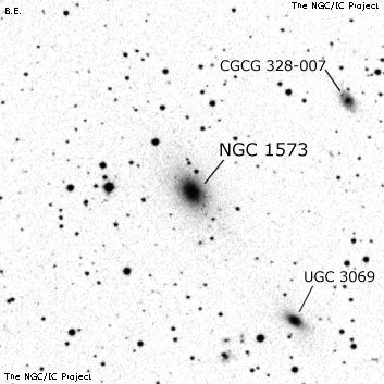 Negativní snímek oblohy NGC 1573