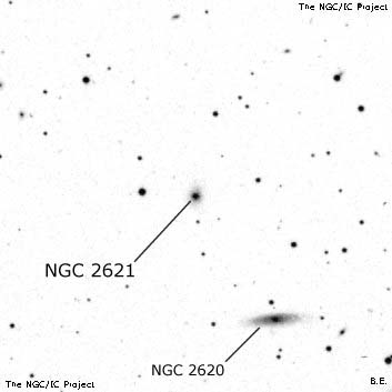 Negativní snímek oblohy NGC 2621
