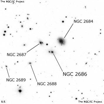 Negativní snímek oblohy NGC 2686