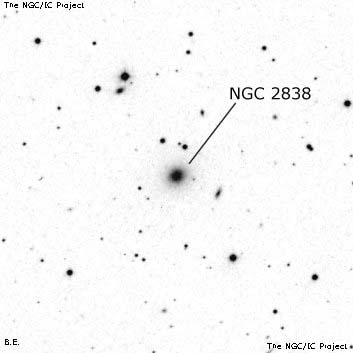 Negativní snímek oblohy NGC 2838