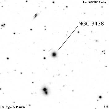 Negativní snímek oblohy NGC 3438