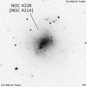 Negativní snímek oblohy NGC 4228