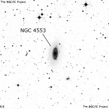 Negativní snímek oblohy NGC 4553