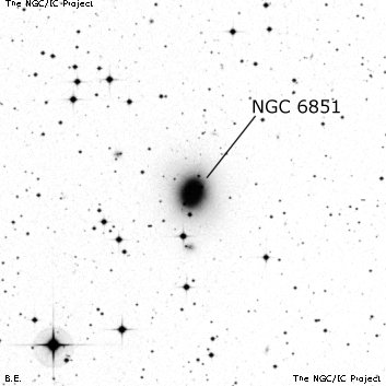 Negativní snímek oblohy NGC 6851